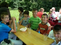 /album/fotogaleria-zotografie-z-vystupeni/a60387-155557051138327-100000521000341-401764-2072818-n-jpg1/